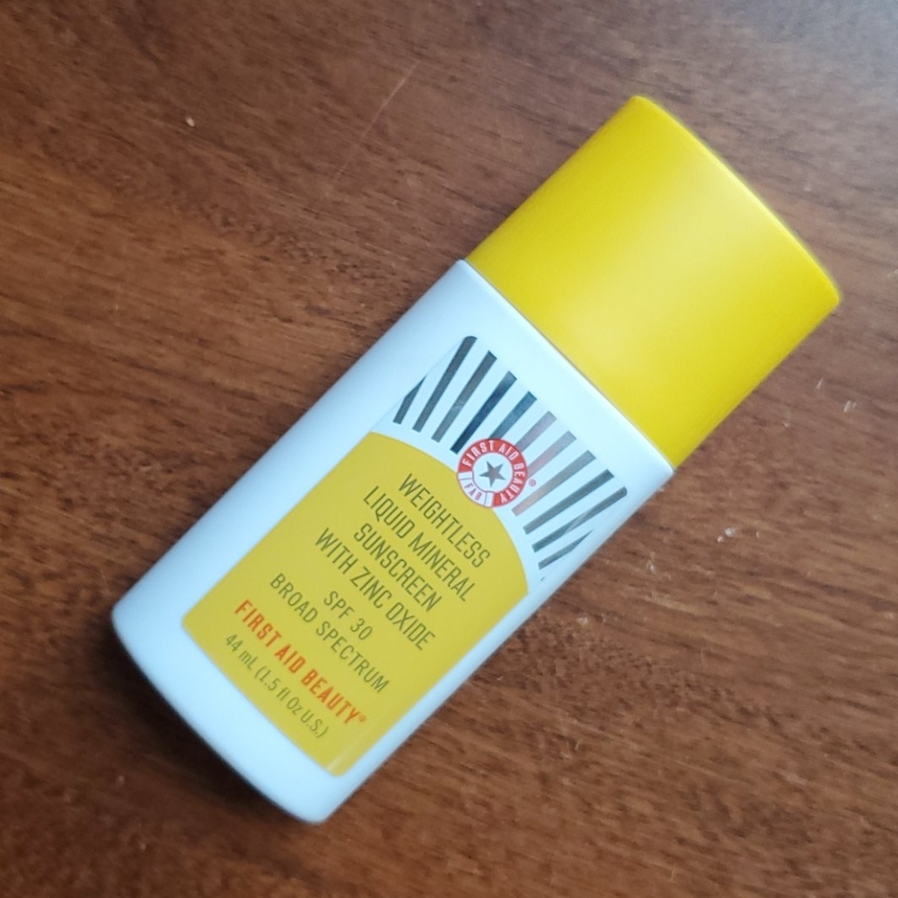 FAB Weightless Liquid Mineral Sunscreen